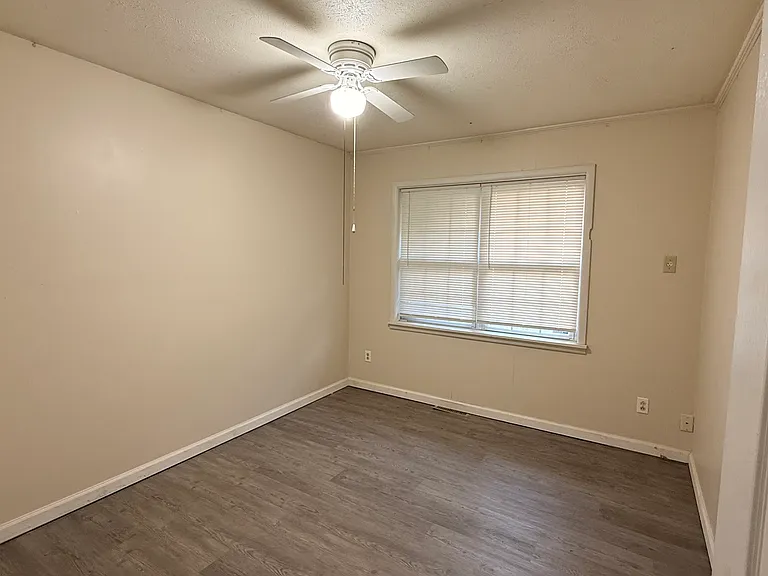 7300 Jenny Lind Rd — Photo 10
