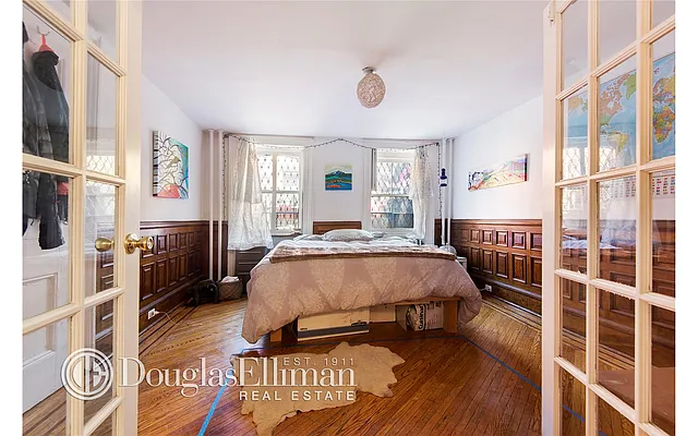 Rented by Douglas Elliman | media 22