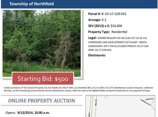 7933 Shady Beach Dr, Whitmore Lake, MI 48189