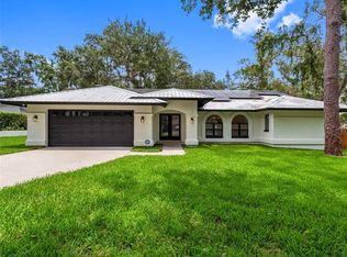 8309 N River Highlands Pl, Tampa, FL 33617