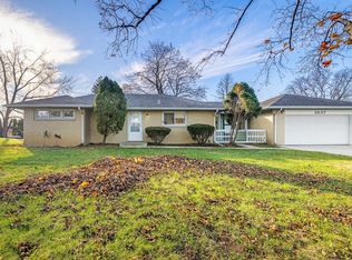 2537 Sandy Hollow Rd, Rockford, IL 61109