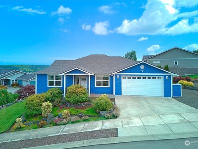 50 American Eagle Drive, Sequim, WA, 98382