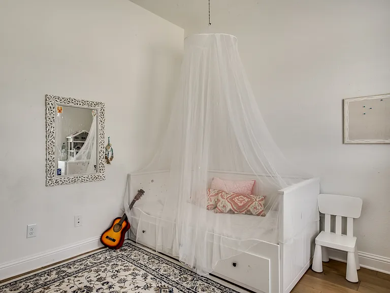 2313 Westlake Ct — Photo 16