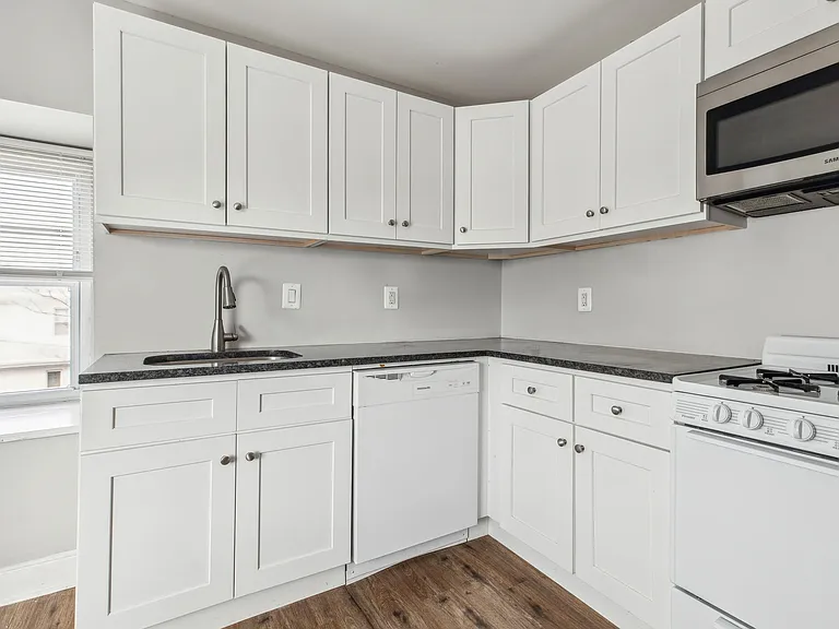 3515 Indian Queen Ln #3M — Photo 1