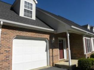 35 Cherokee Ridge Ct, JOHNSON CITY, TN 37604