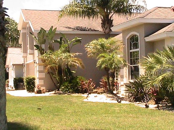 5th image of 19 Fifer Ln
