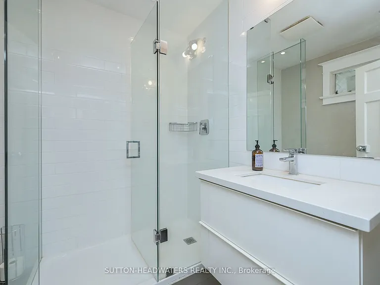 14427 Creditview Rd — Photo 16