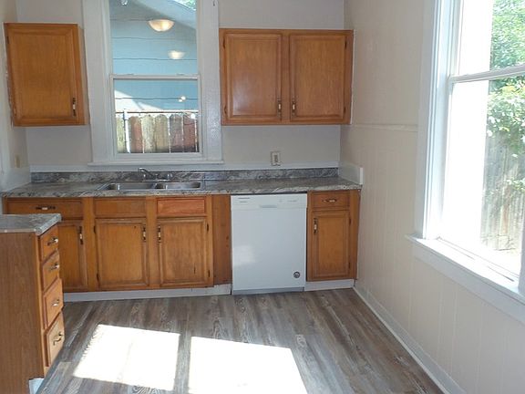 5th image of 157 Scioto Ave