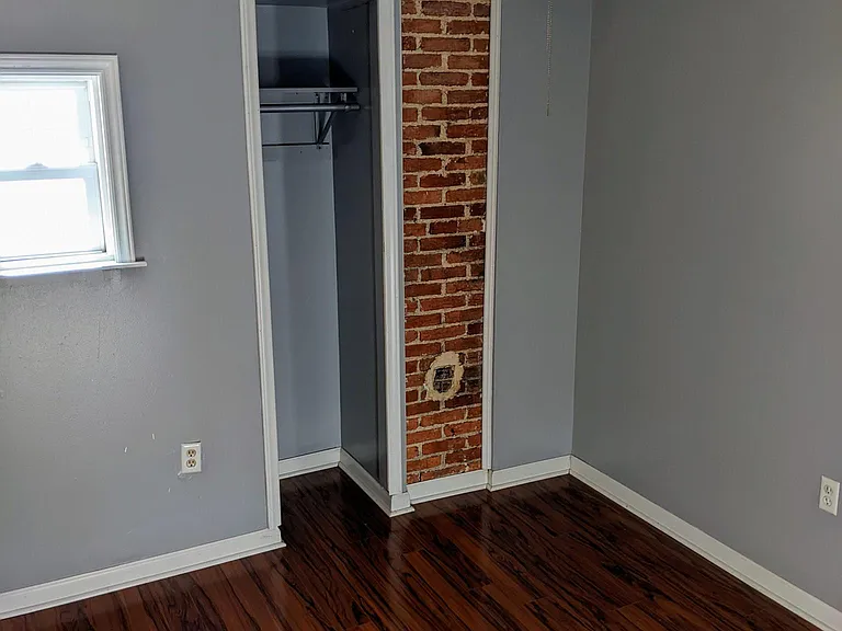 1029 W Cross St #1029 — Photo 19