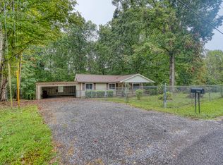 1061 Northfork Dr W, Ashland City, TN 37015