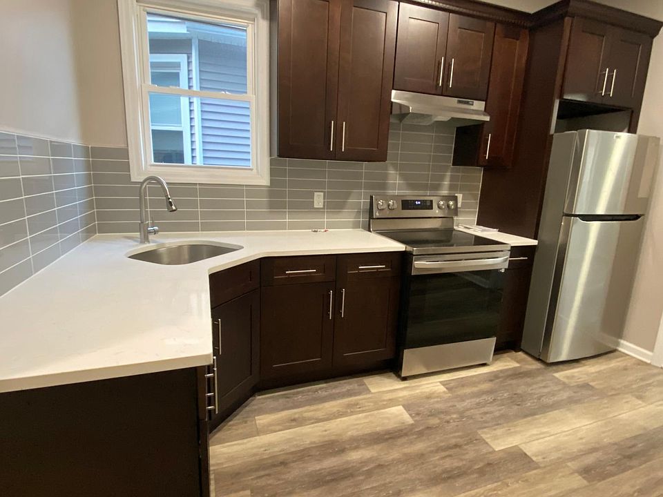 1st image of 346 Hawthorne Ave #1A