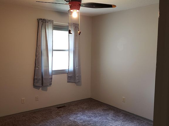 Upstairs Bedroom 1