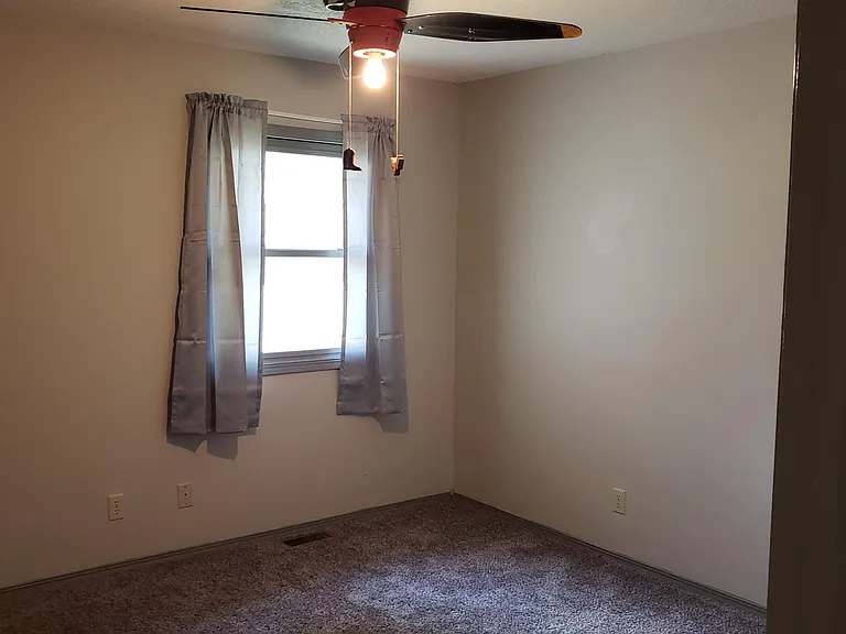 Upstairs Bedroom 1
