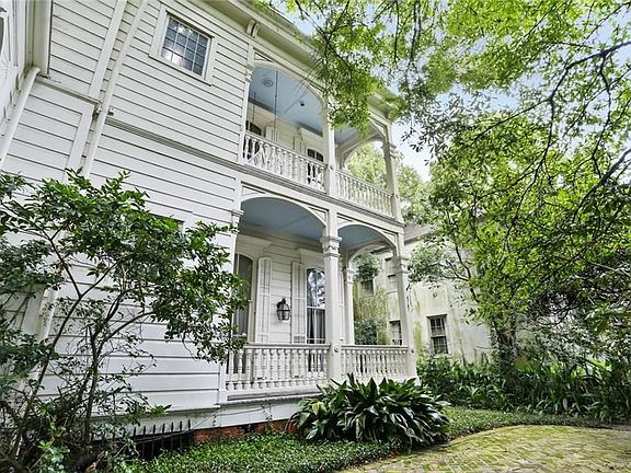 2nd image of 4707 Prytania St #3