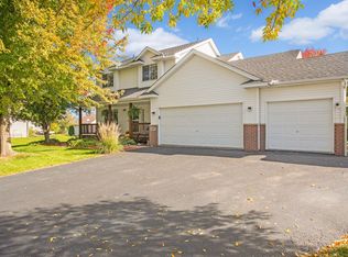 22019 Red Oak Dr, Rogers, MN 55374