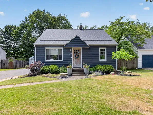 2915 Lorraine Ave, Kalamazoo, MI 49008