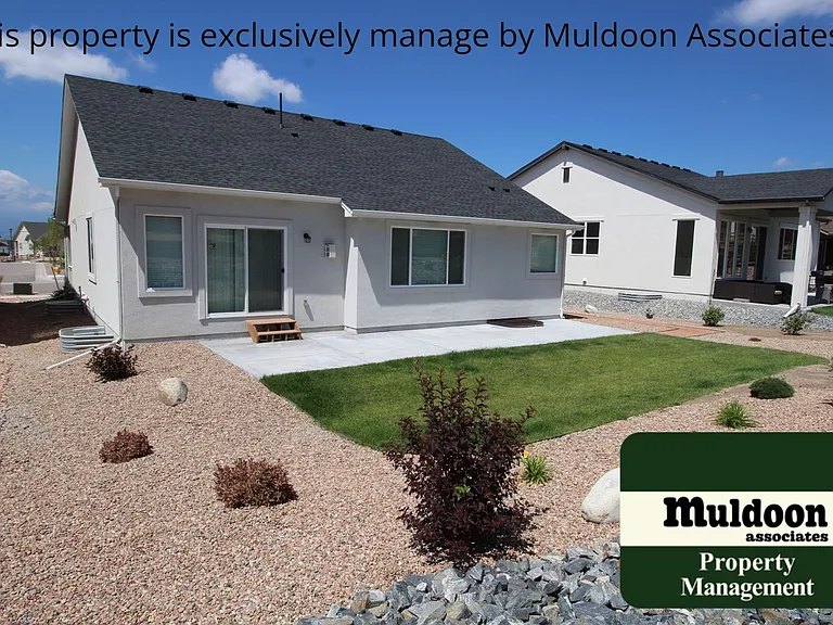 10339 Finn Dr — Photo 32