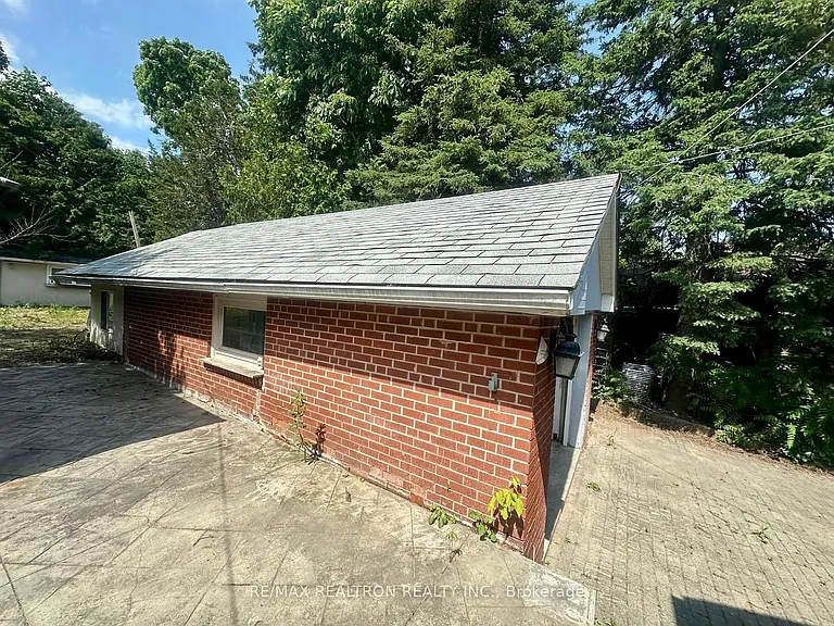2430 King Rd — Photo 21