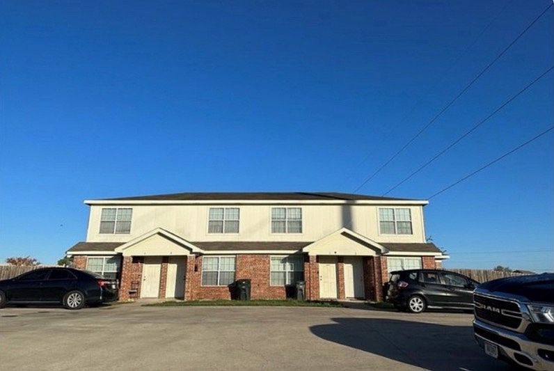 1st image of 2807 Kerrville Ct APT B