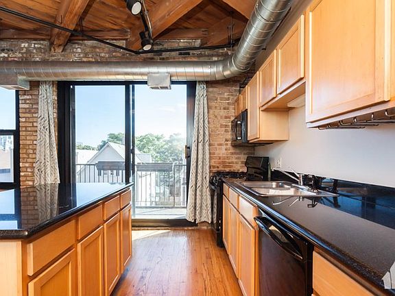 2nd image of 2161 N California Ave #1322