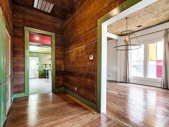 5th image of 539 Ruiz St