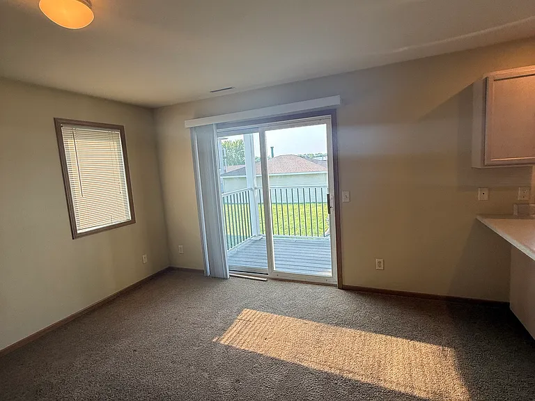 1919 Haughton Ave #202 — Photo 5