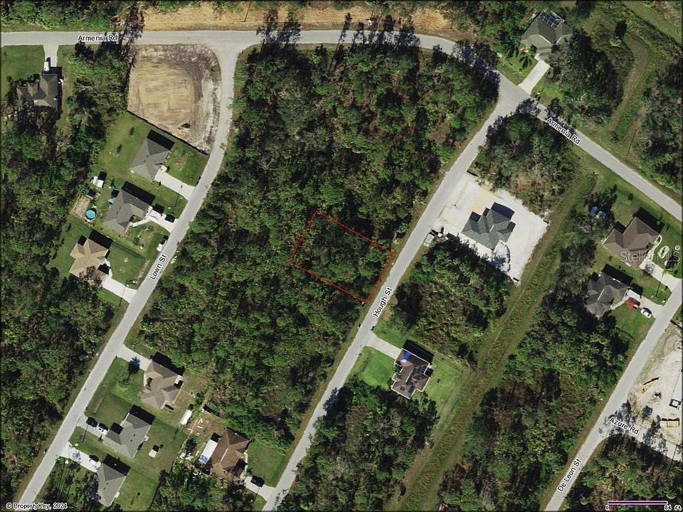1st image of LOT 4 Hough St