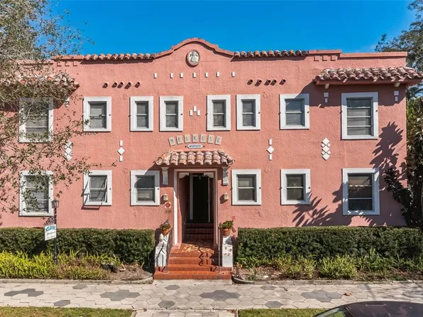 1233 Oak St NE, Saint Petersburg, FL 33701