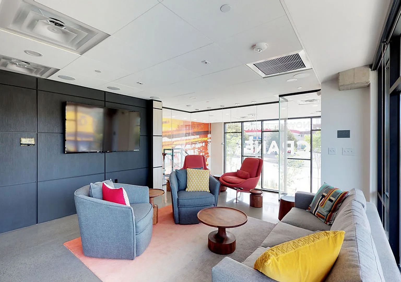 CRN Crane Interbay Apartments — Photo 4