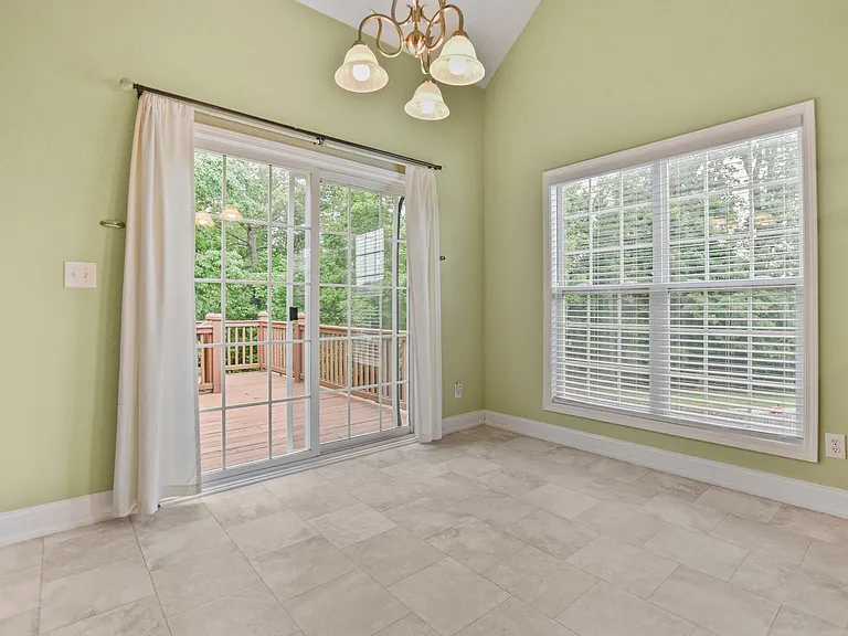 1125 Channelview Ct — Photo 7