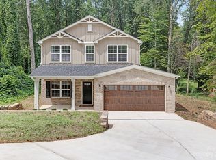 4716 Meridian Dr, Charlotte, NC 28216