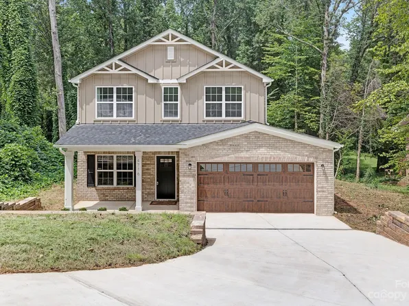 4716 Meridian Dr, Charlotte, NC 28216