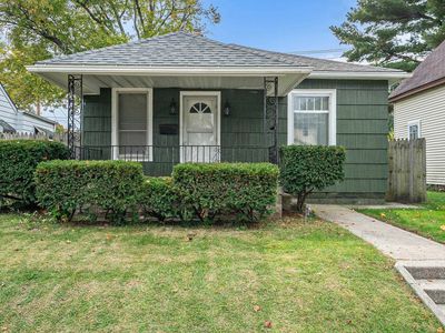 1402 E Calvert St, South Bend, IN, 46613