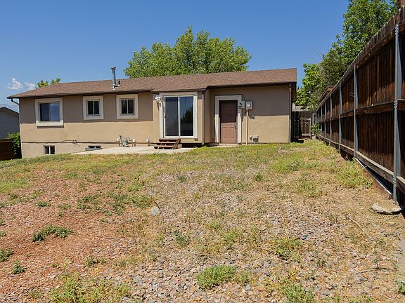 5th image of 2617 Montebello Dr W