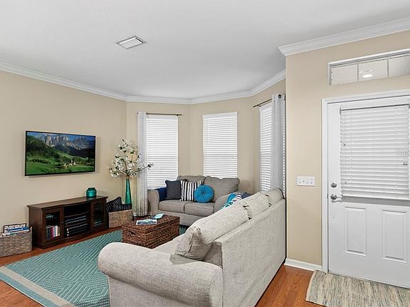 5th image of 5008 Torrey Hills Ln