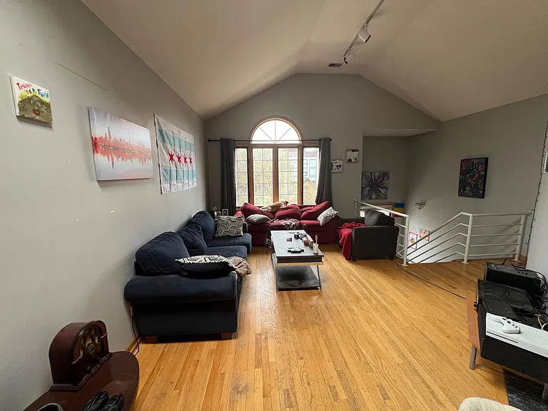 1341 N Greenview Ave #3 — Photo 4