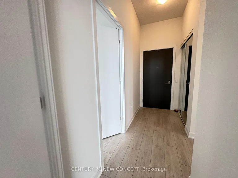 5858 Yonge St #LPH08 — Photo 13