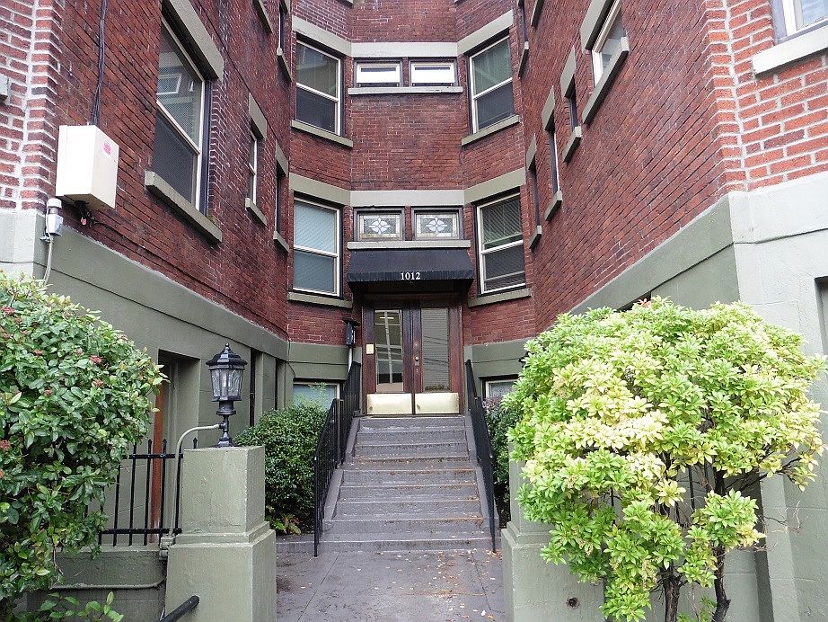 1st image of 1012 Queen Anne Ave N APT 7