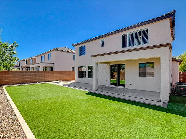 9734 Maspalomas St — Photo 46