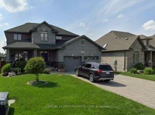 111 Coyne Ln, Lucan, ON N0M 2J0