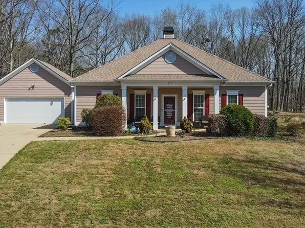 871 Safe Harbor Dr, Dallas, GA 30157