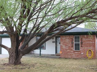 501 Hazel Ave, Panhandle, TX 79068