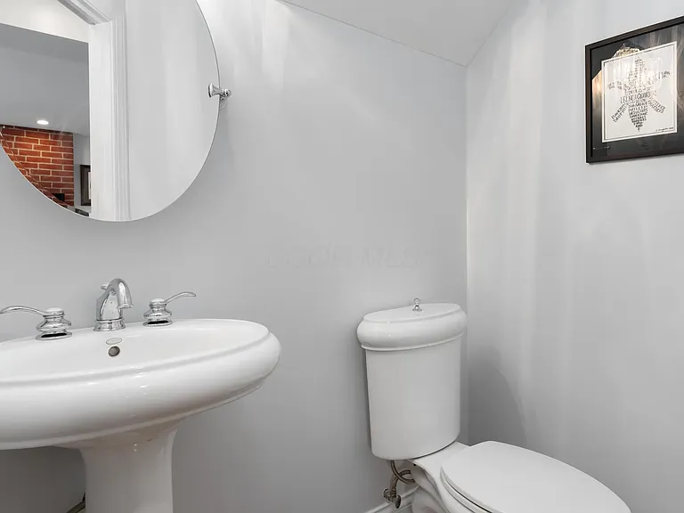 56 Euclid Ave — Photo 15
