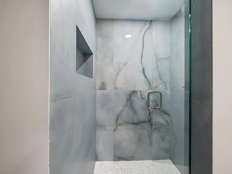 4348 Hazel Ave #B — Photo 15