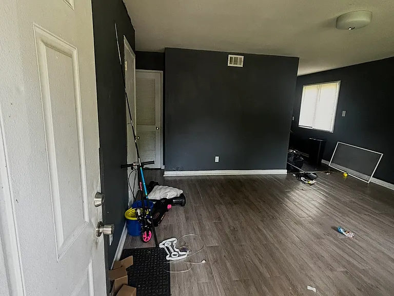 13 Drexel Dr — Photo 10
