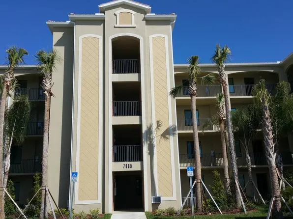 7005 River Hammock Dr, Bradenton, FL