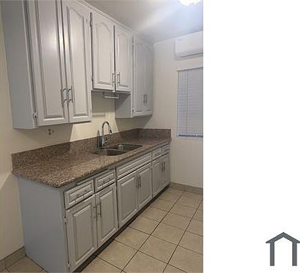 3rd image of 1747 W Sumac Ln #39b3d2812