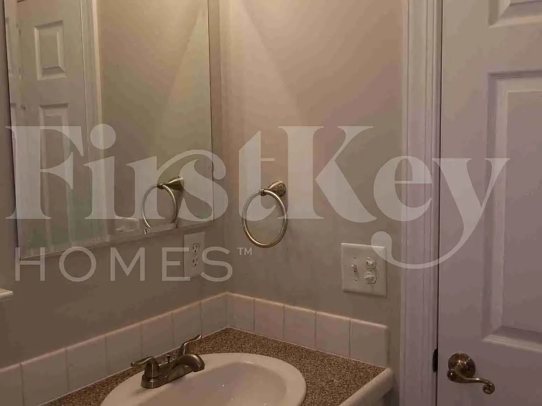 1911 Chestnut Oak Ln — Photo 44