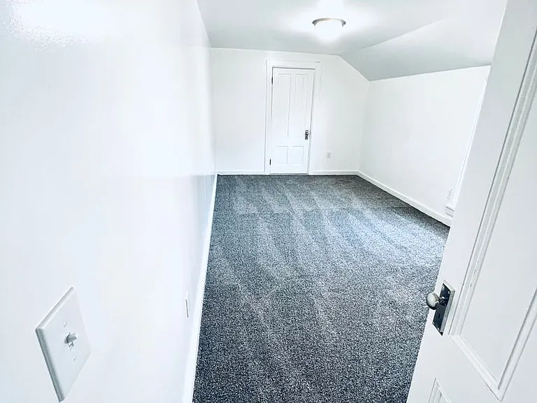 62 Chapel St — Photo 5
