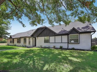 445 Cannon Ln, Highland Village, TX 75077